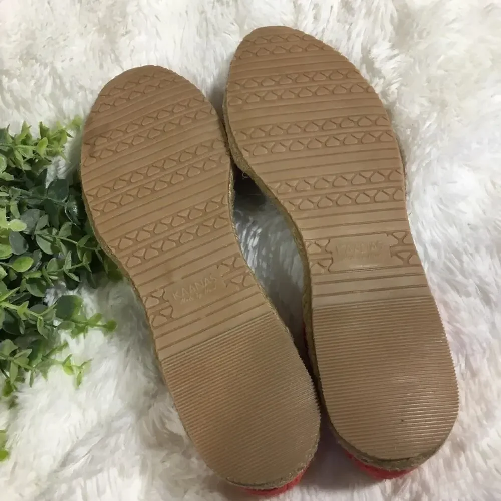 Kaanas brand new